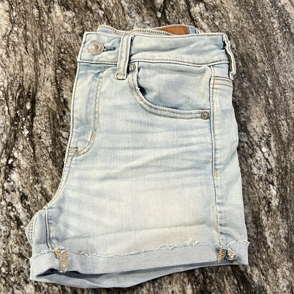 American Eagle Hi Rise Shortie - Picture 2 of 11